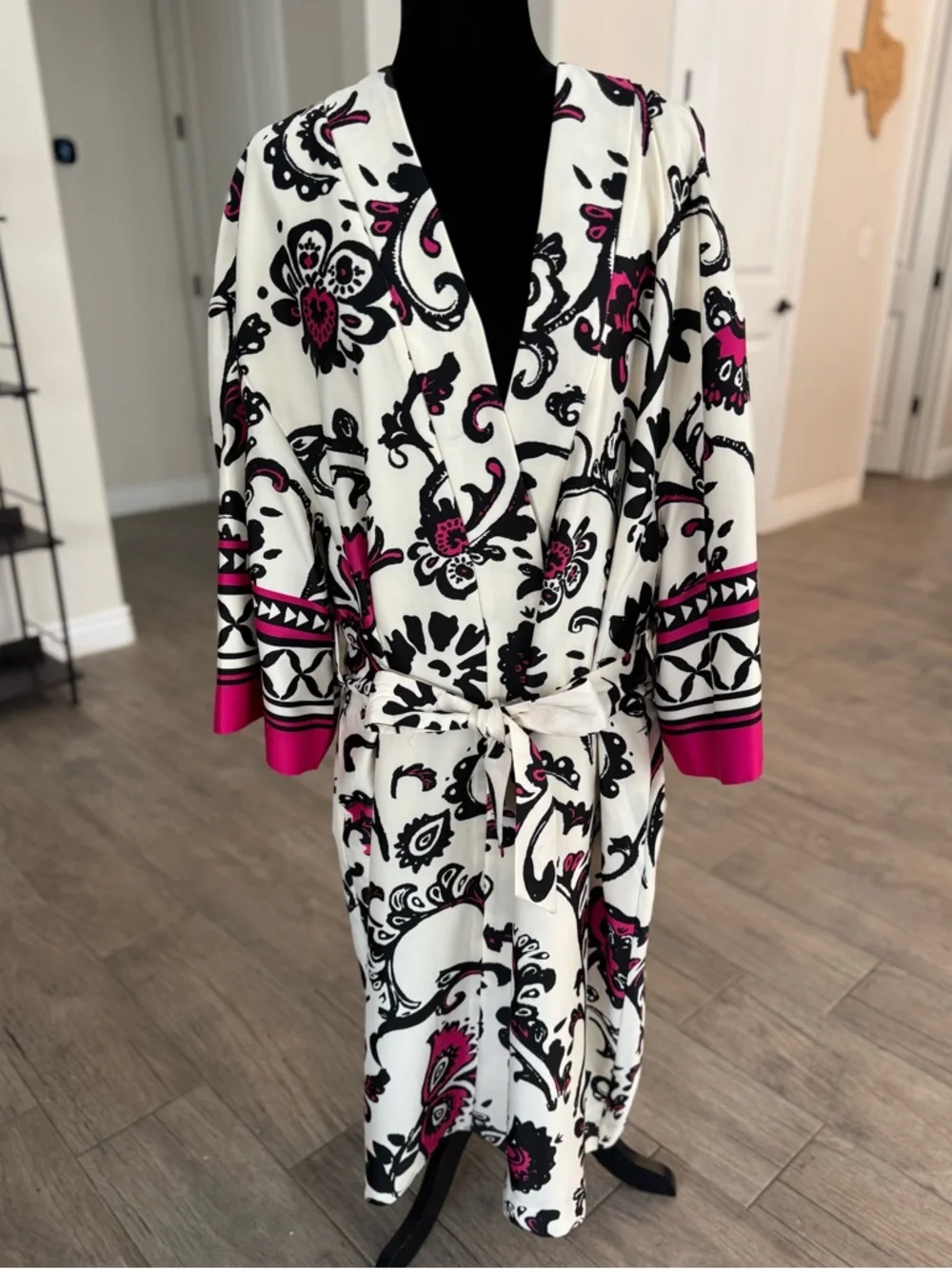 NWT Eliane Rose Kimono Style Dress Size XL - Picture 4 of 6